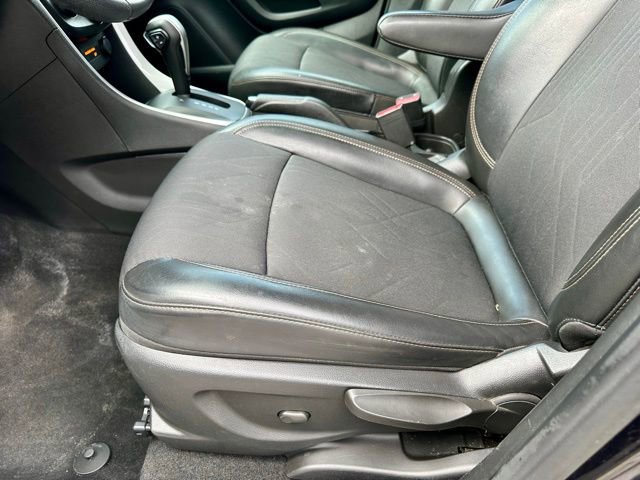Used 2021 Chevrolet Trax LT FWD image 13