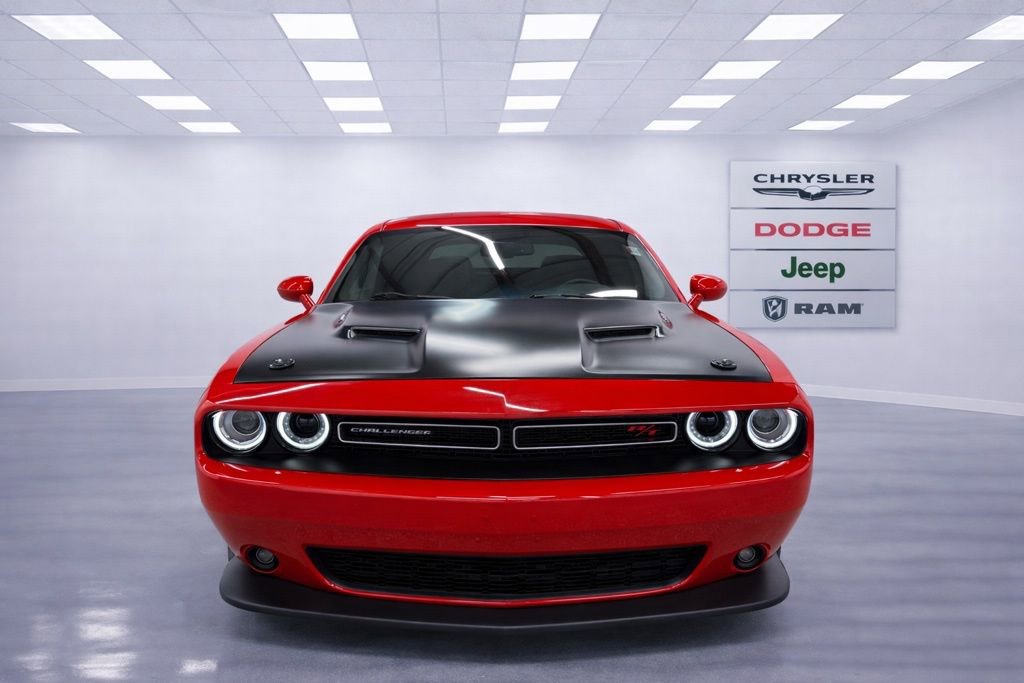 Used 2018 Dodge Challenger R/T Scat Pack w/ Leather Interior Group image 2