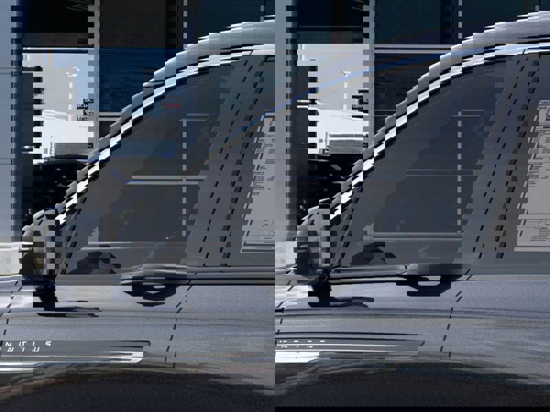 New 2026 Lincoln Nautilus Premier image 20