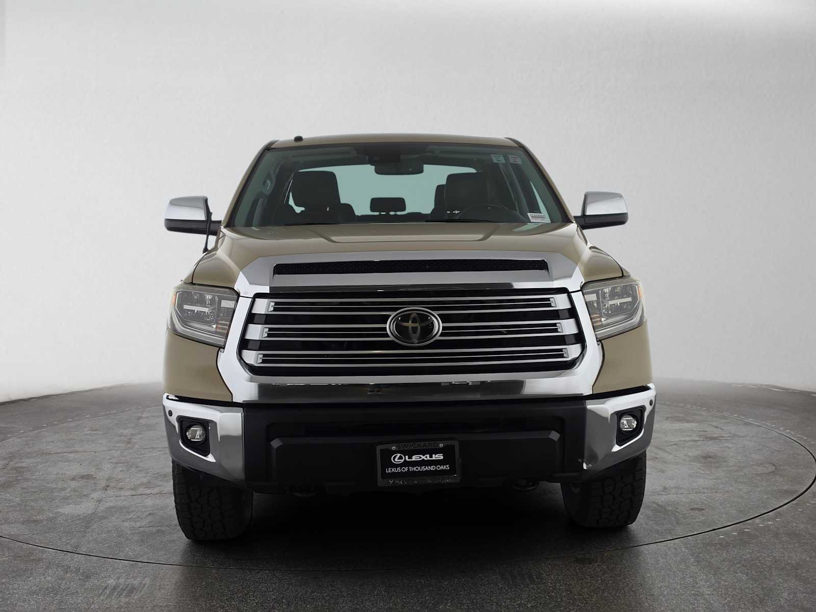 Used 2018 Toyota Tundra Limited w/ Limited Premium Package AWD/4WD image 8