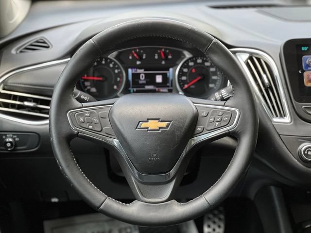 Used 2017 Chevrolet Malibu LT w/ Leather Package FWD image 31