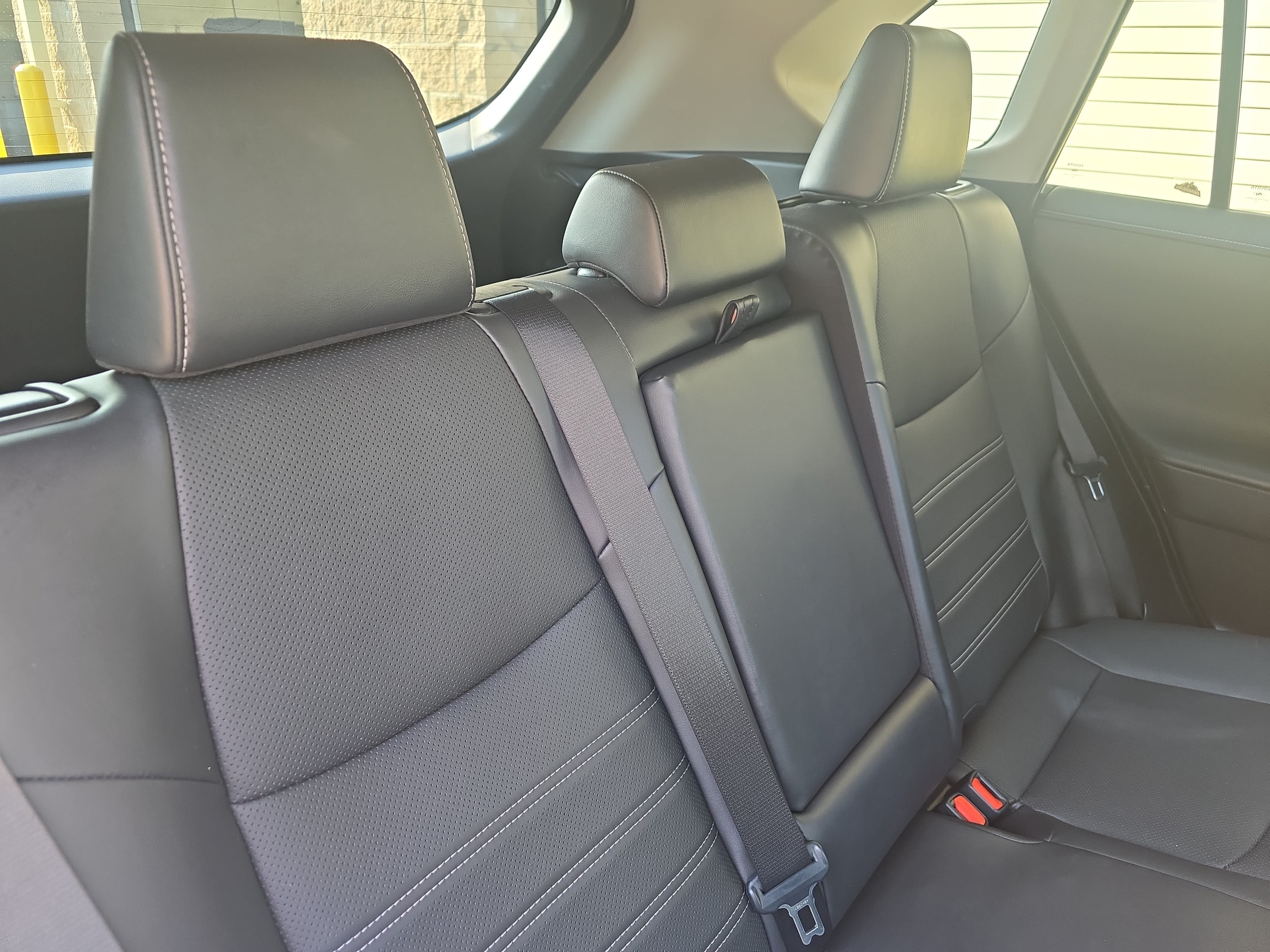 Used 2023 Toyota RAV4 Limited FWD image 12