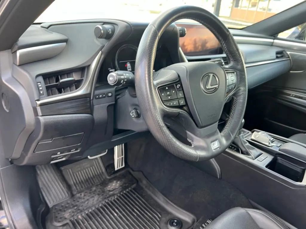 Used 2019 Lexus ES 350 F Sport w/ Accessory Package image 25
