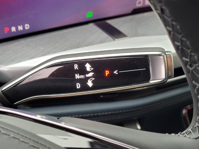 New 2025 Cadillac Escalade IQ Sport 2 w/ LPO, ONYX Package AWD/4WD image 19
