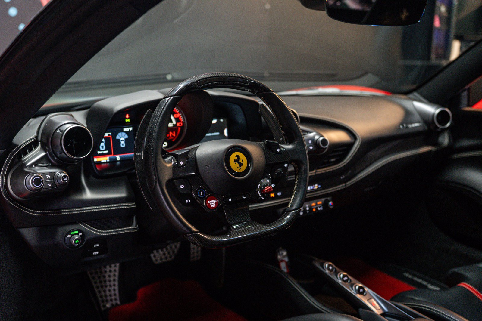 Used 2020 Ferrari F8 Tributo RWD image 7