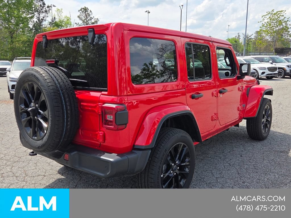 Used 2025 Jeep Wrangler Unlimited Sahara w/ Safety Group AWD/4WD image 14