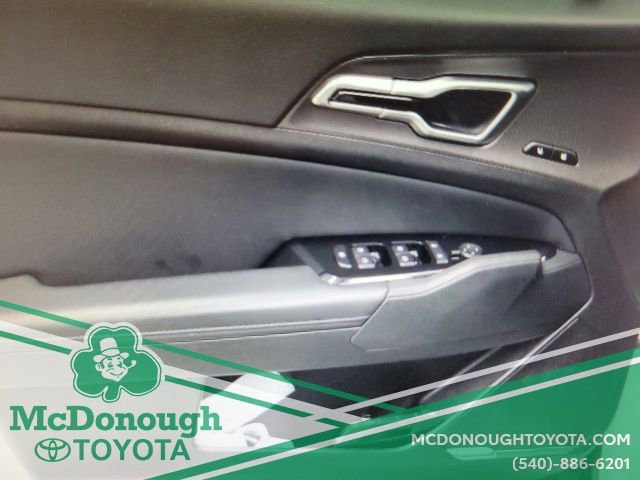 Used 2023 Kia Sportage SX image 15