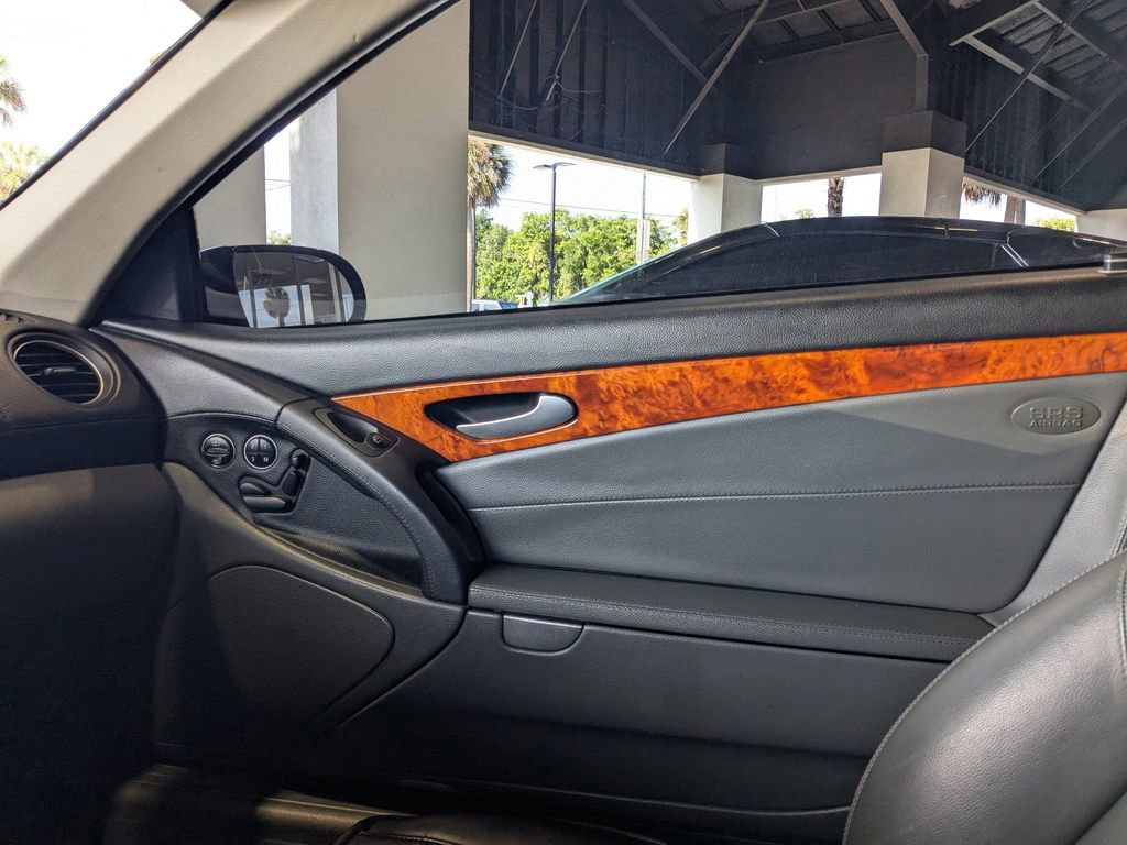 Used 2005 Mercedes-Benz SL 500 image 22