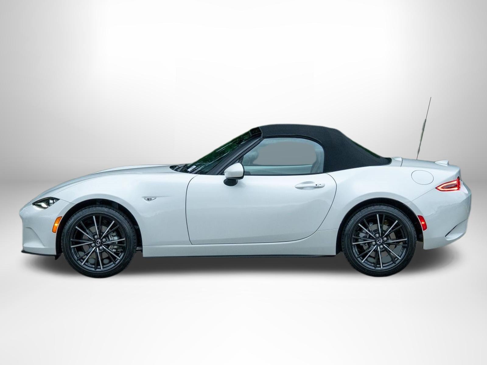 Used 2026 MAZDA MX-5 Miata Grand Touring RWD image 5