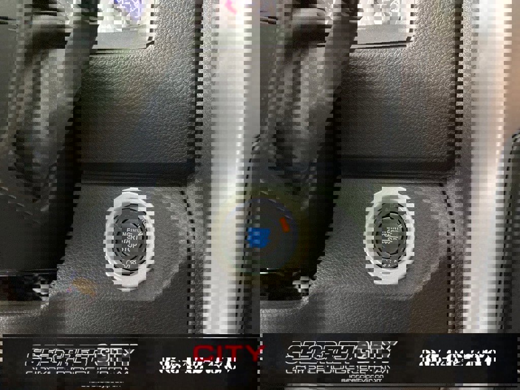 Used 2018 RAM 3500 Laramie Longhorn image 16