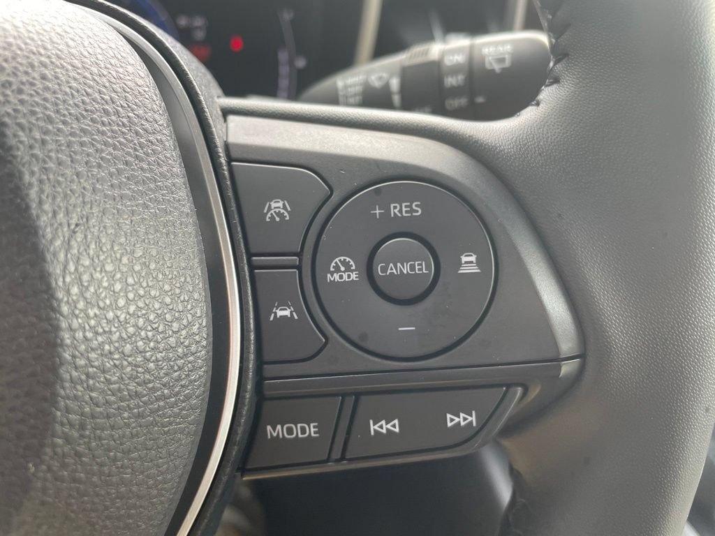 Used 2023 Toyota Corolla XSE FWD image 19