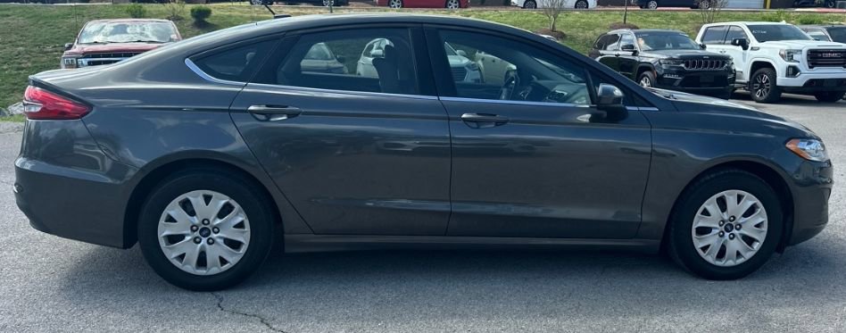 Used 2019 Ford Fusion S image 5