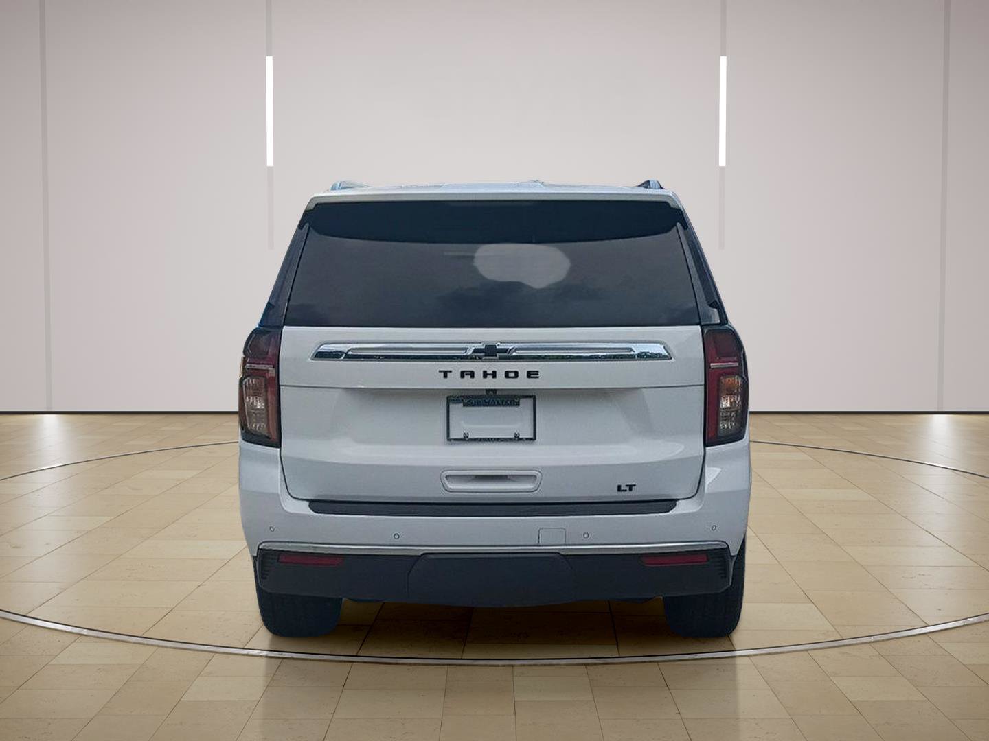 Used 2022 Chevrolet Tahoe LT w/ Luxury Package AWD/4WD image 5