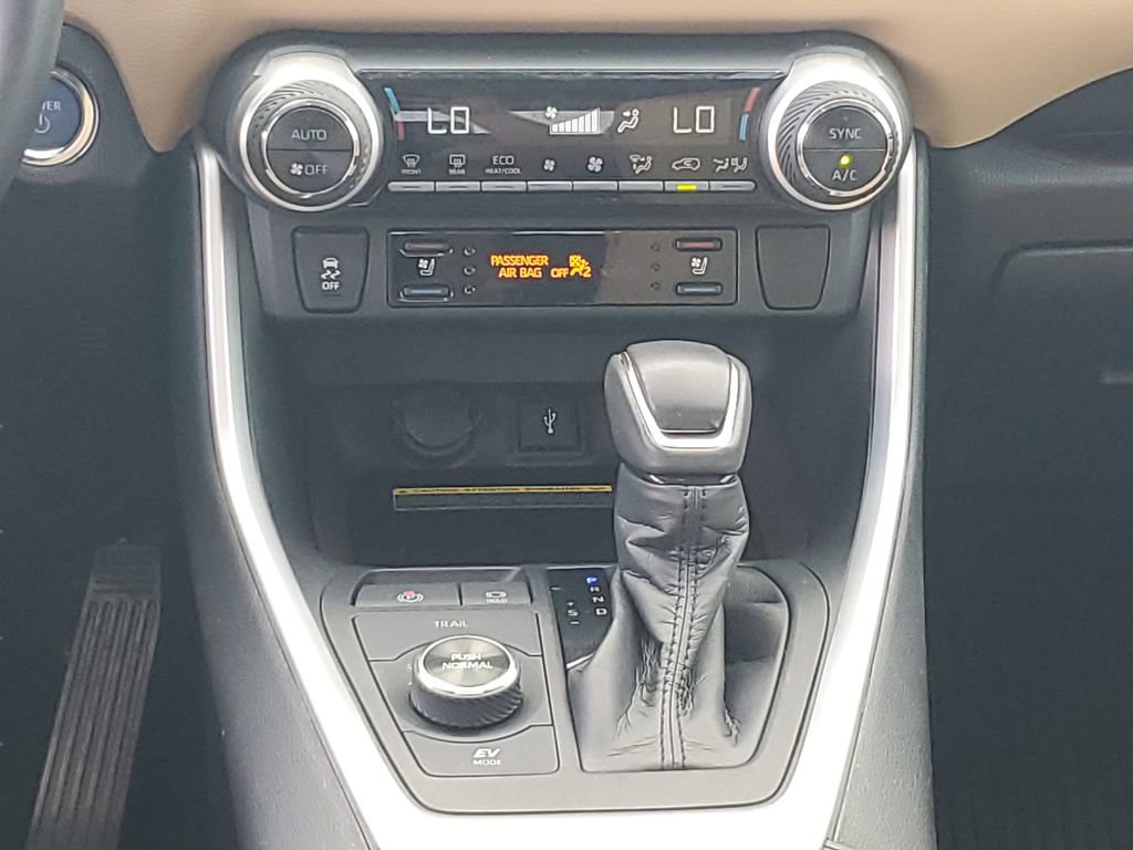 Certified 2021 Toyota RAV4 Limited AWD/4WD image 20