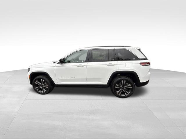 New 2027 Jeep Grand Cherokee Limited AWD/4WD image 4