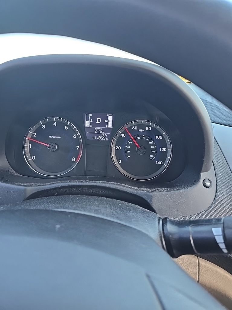 Used 2016 Hyundai Accent SE video 2