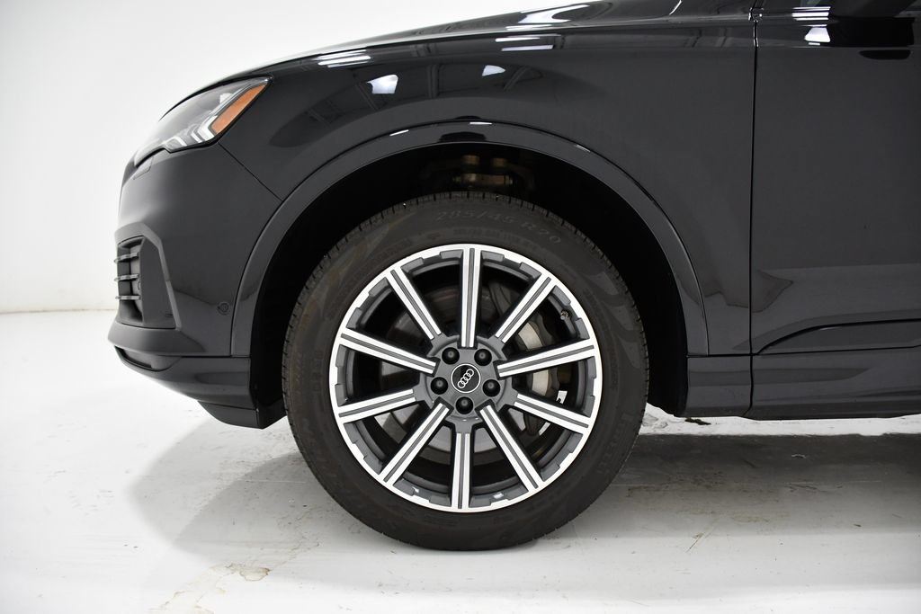 Used 2023 Audi Q7 2.0T Premium Plus w/ Premium Plus Package AWD/4WD image 7