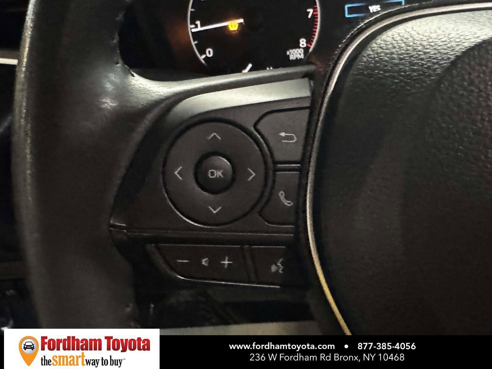 Used 2023 Toyota Corolla SE FWD image 19