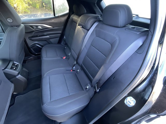 Used 2025 Chevrolet Equinox EV LT FWD image 24