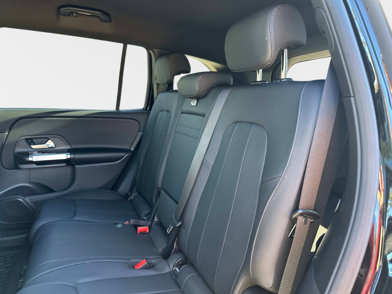 Certified 2025 Mercedes-Benz GLB 250 image 13