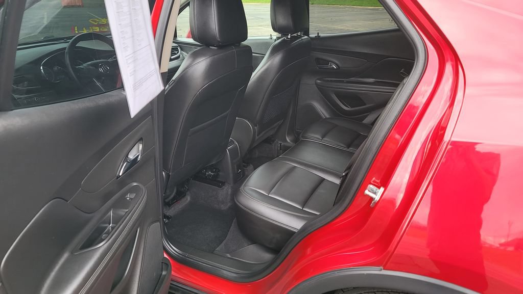 Used 2019 Buick Encore Essence w/ LPO, Road Trip Package FWD image 25