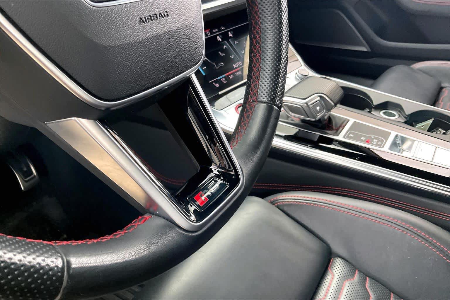 Used 2021 Audi RS 6 AWD/4WD image 33