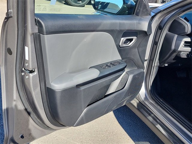 New 2025 Kia K4 LXS image 9