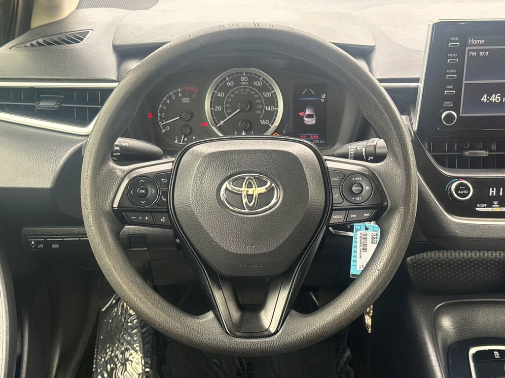 Used 2020 Toyota Corolla LE FWD image 12