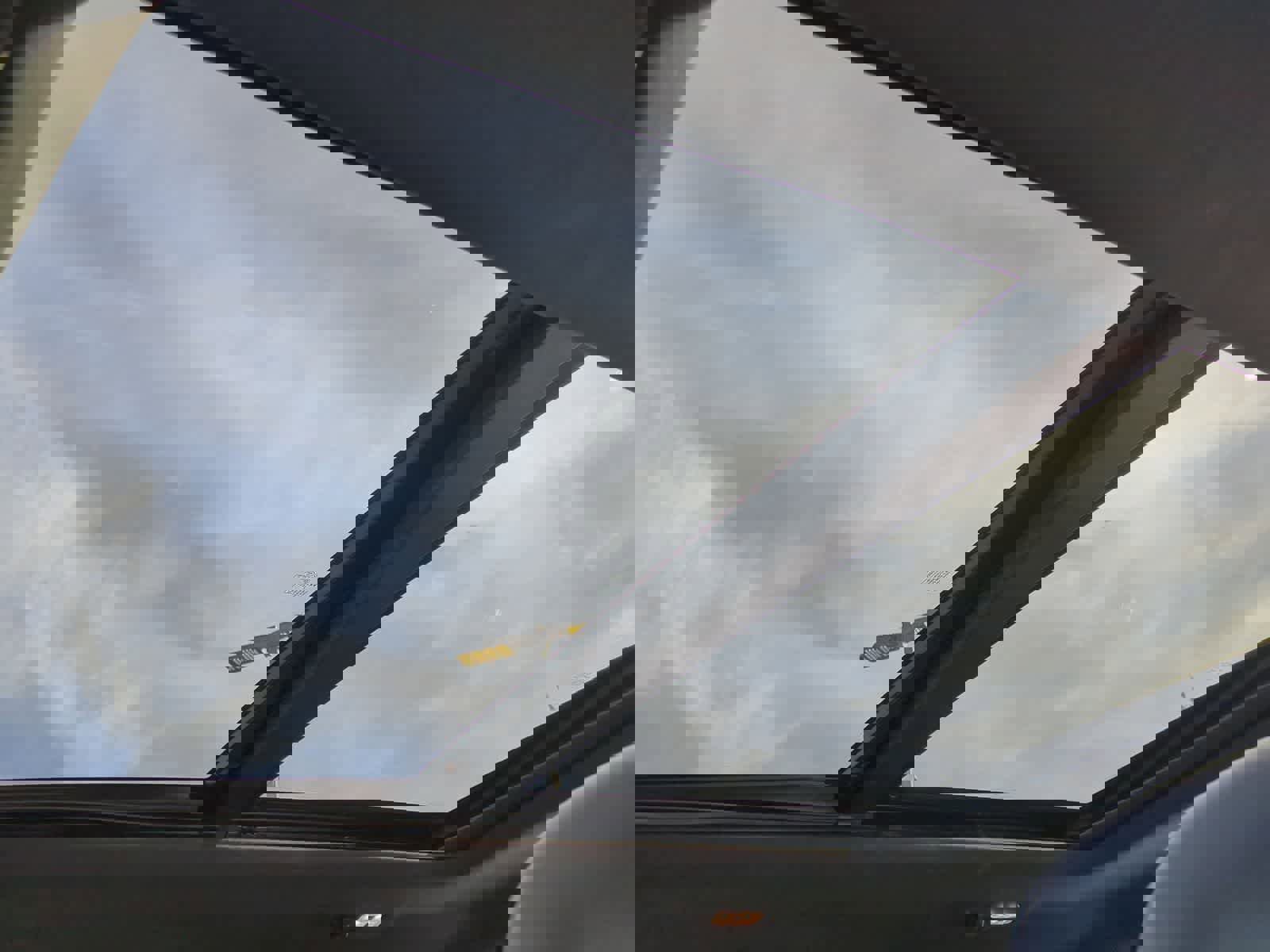 Used 2015 Ford F150 Platinum w/ Equipment Group 701A Luxury image 19