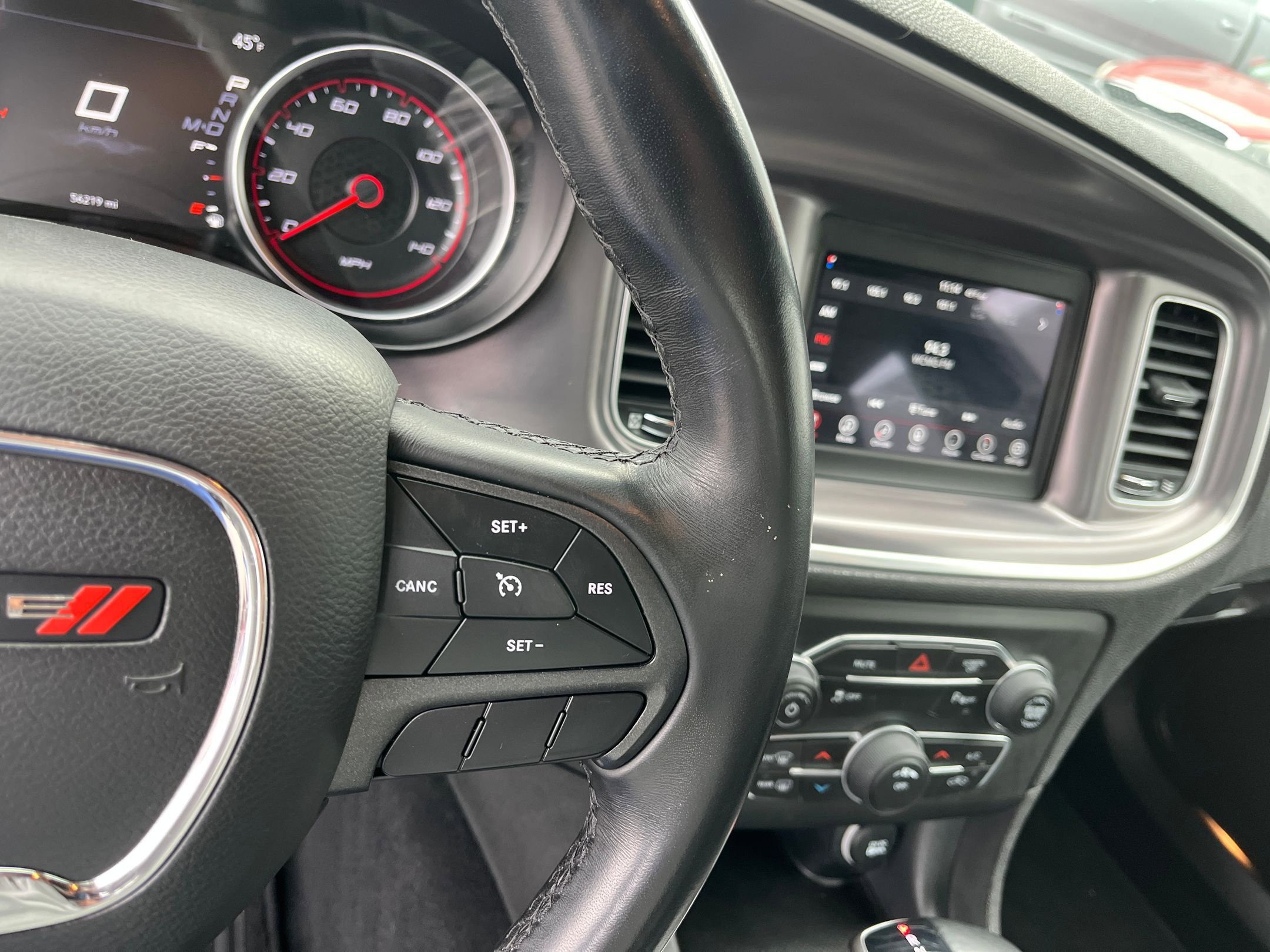 Used 2019 Dodge Charger SXT image 30