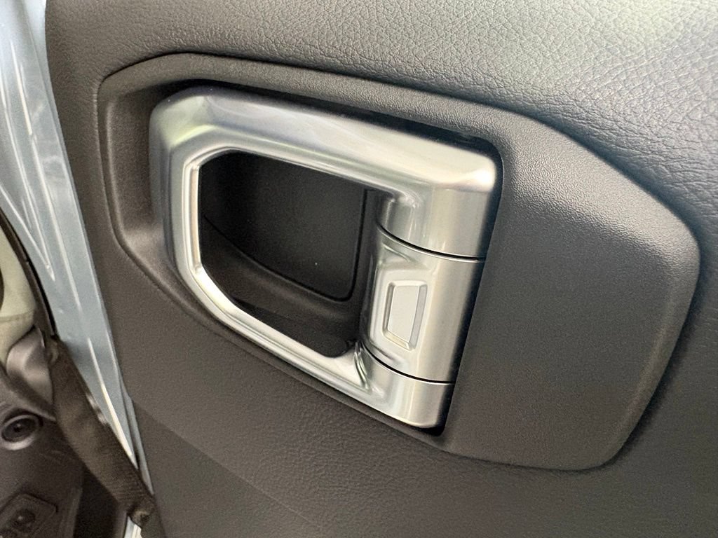 New 2026 Jeep Gladiator Mojave AWD/4WD image 16