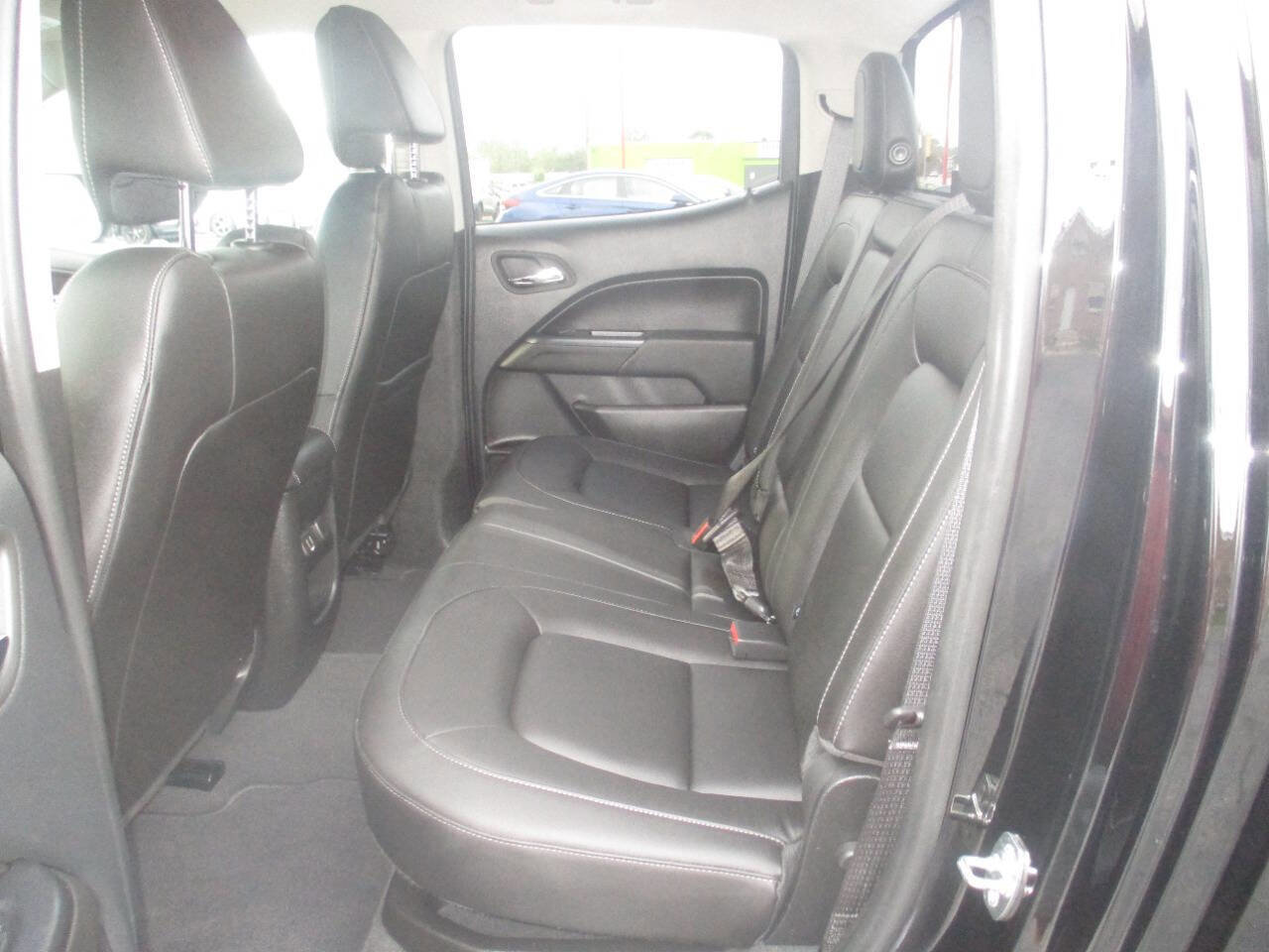 Used 2022 Chevrolet Colorado ZR2 w/ ZR2 Midnight Special Edition image 13