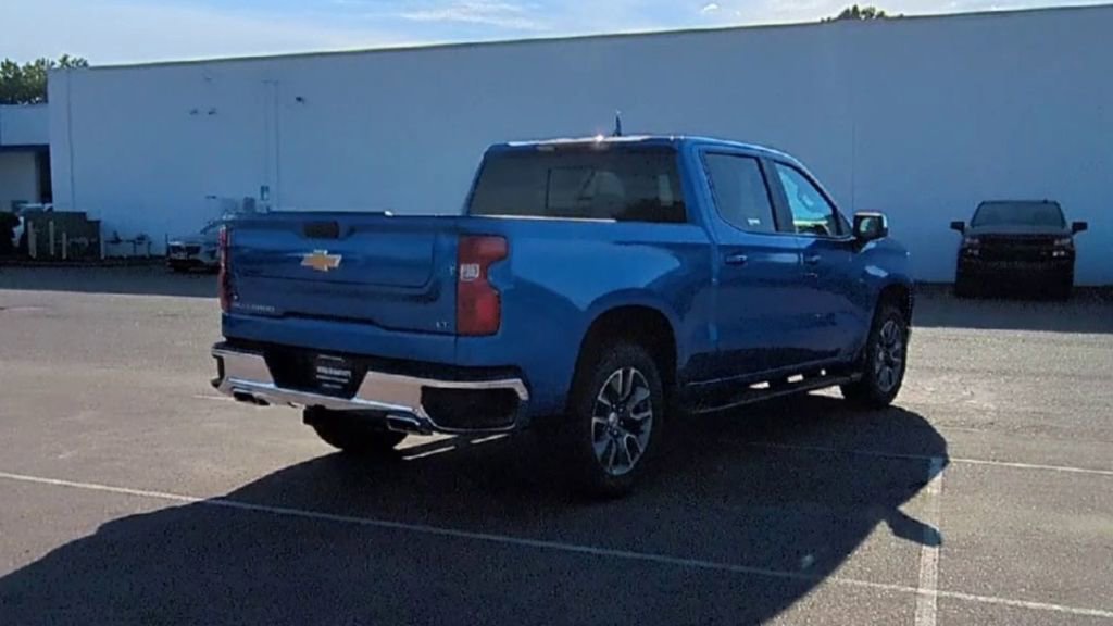 New 2026 Chevrolet Silverado 1500 LT w/ All Star Edition Plus image 8