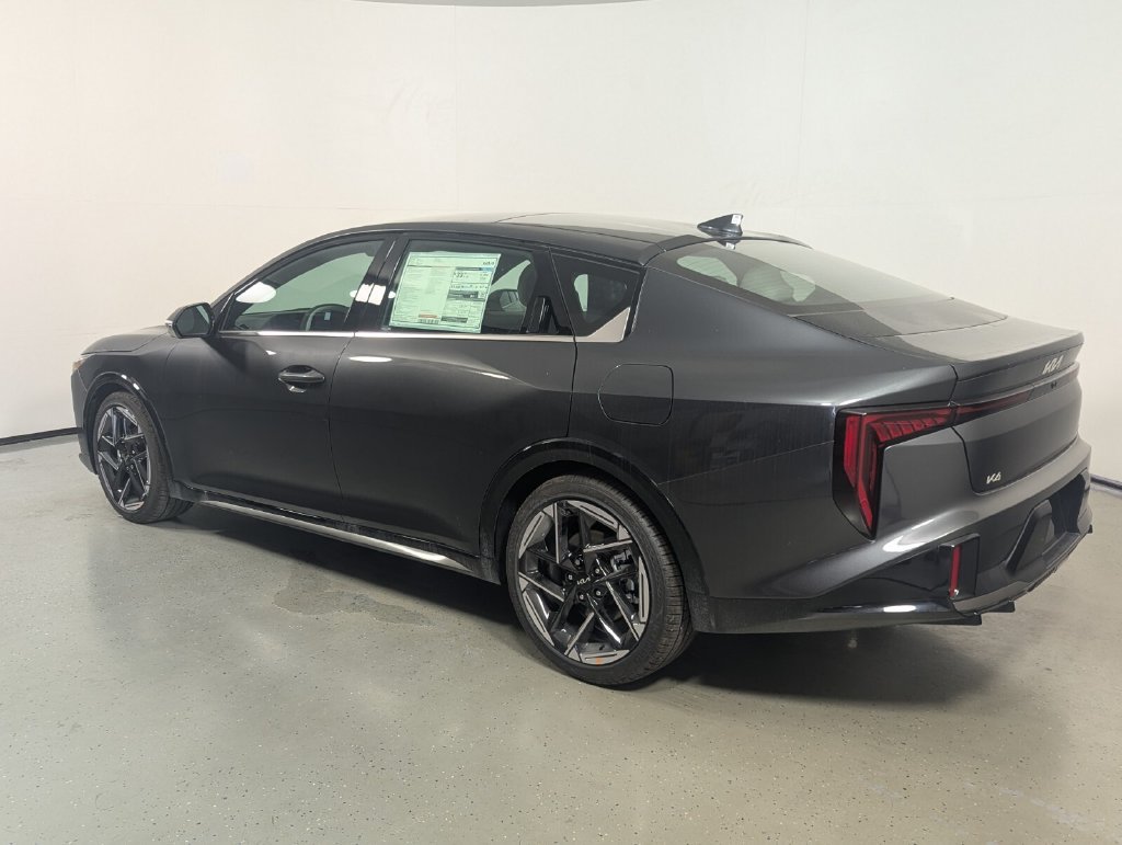 New 2026 Kia K4 EX w/ GT-Line Premium Package FWD image 5