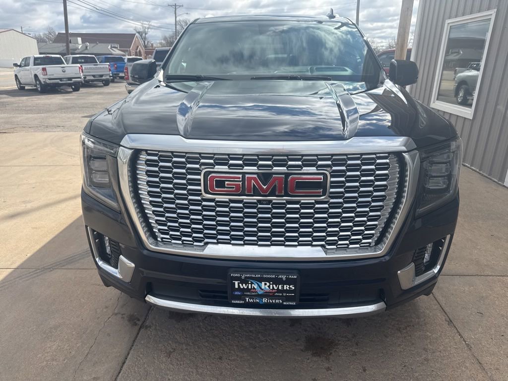 Used 2023 GMC Yukon Denali image 6