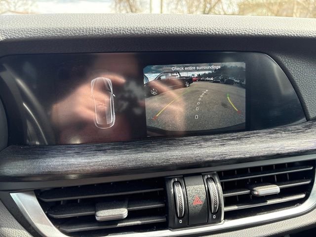 Used 2024 Alfa Romeo Stelvio Sprint image 16