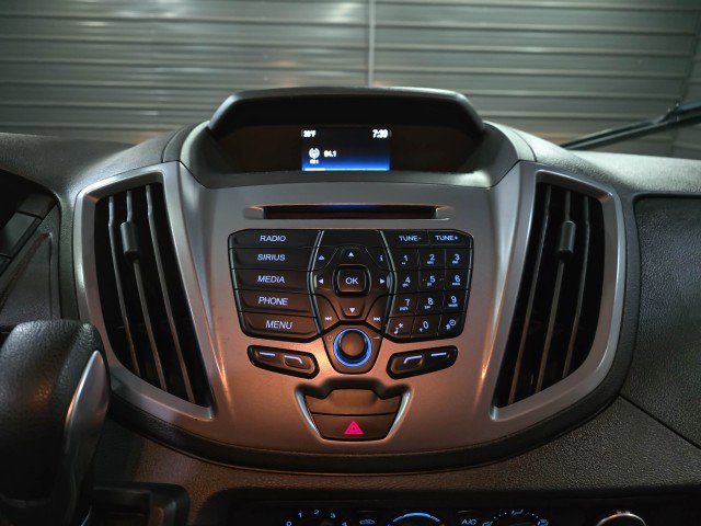 Used 2018 Ford Transit 350 XLT image 24