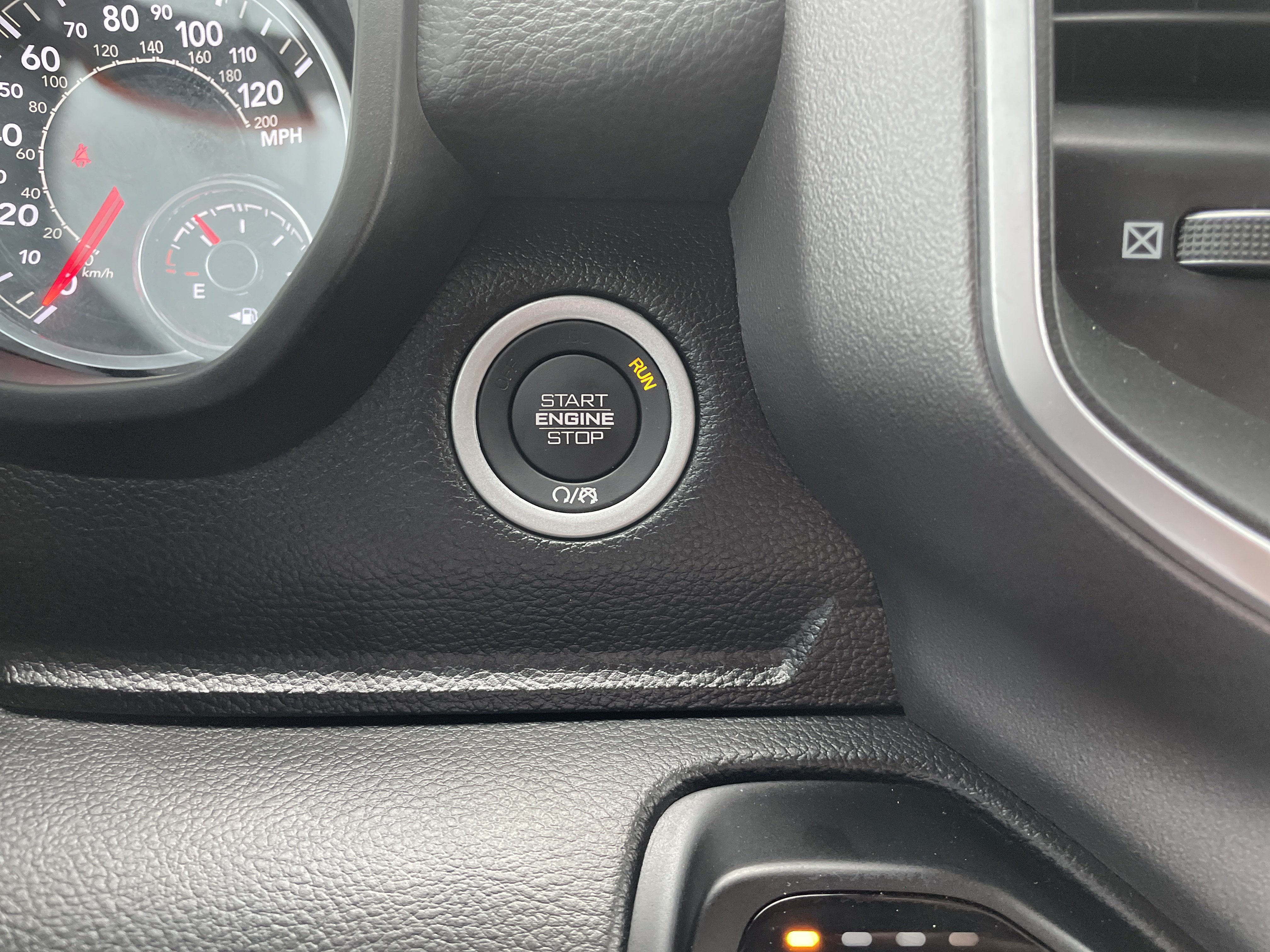Used 2023 RAM 1500 Big Horn AWD/4WD image 12