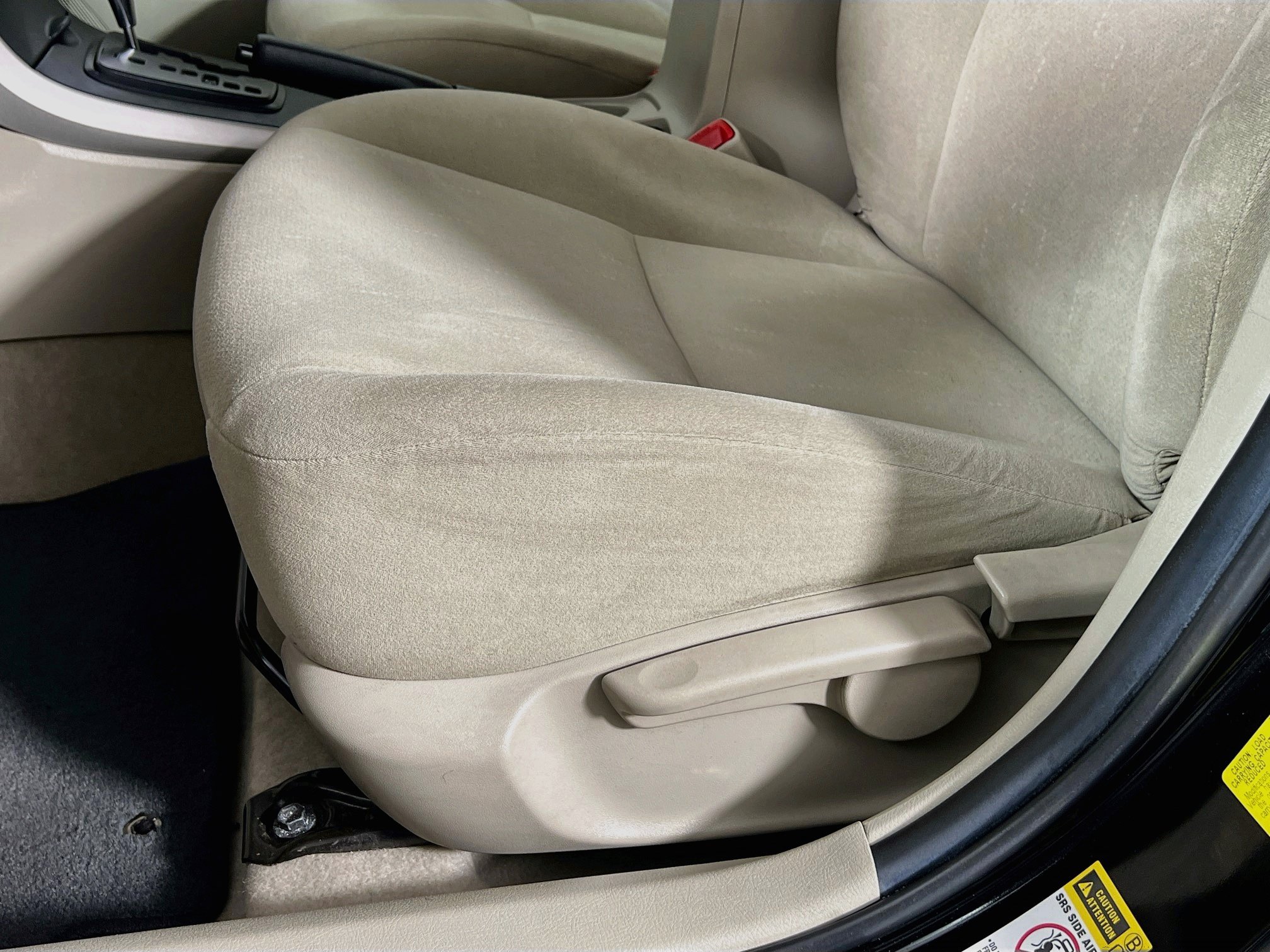 Used 2013 Toyota Corolla L FWD image 18