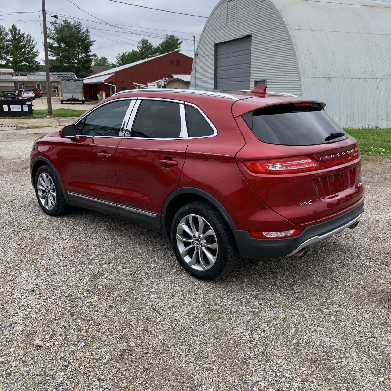 Used 2017 Lincoln MKC Select w/ Select Plus Package AWD/4WD image 4