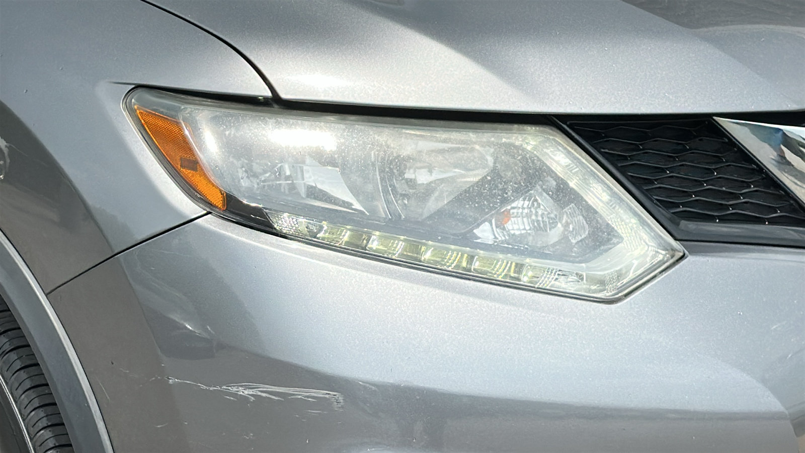 Used 2016 Nissan Rogue S AWD/4WD image 4