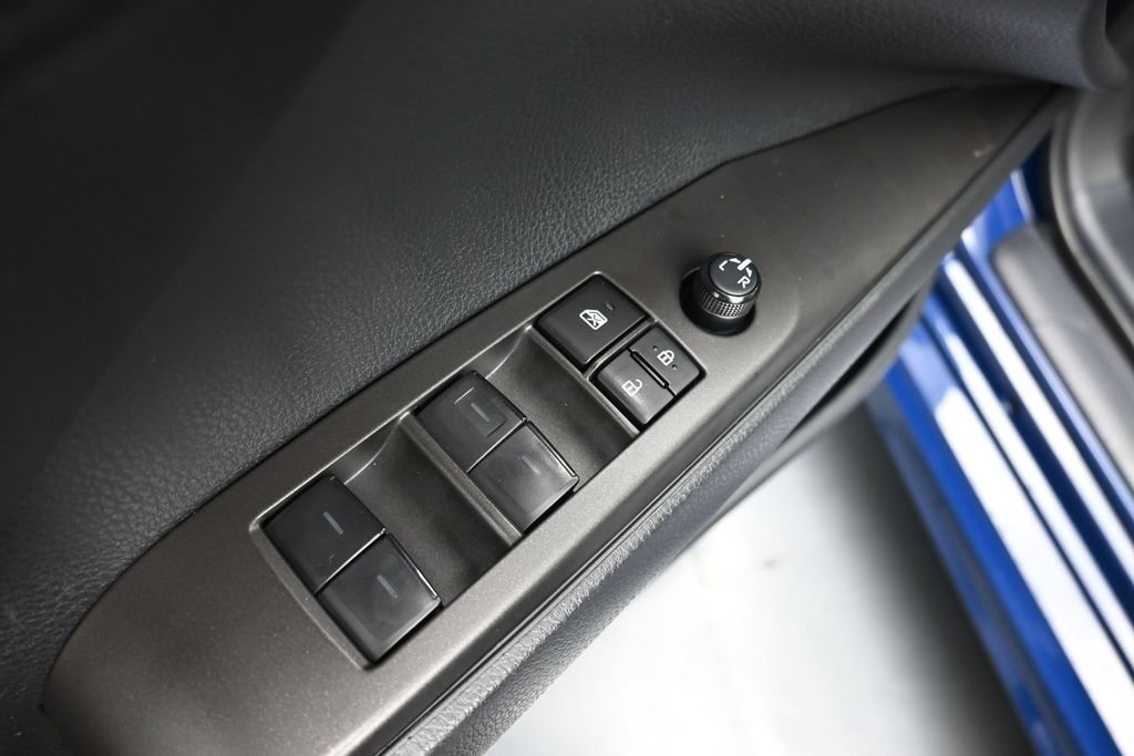 Used 2024 Toyota Camry SE w/ Convenience Package FWD image 19