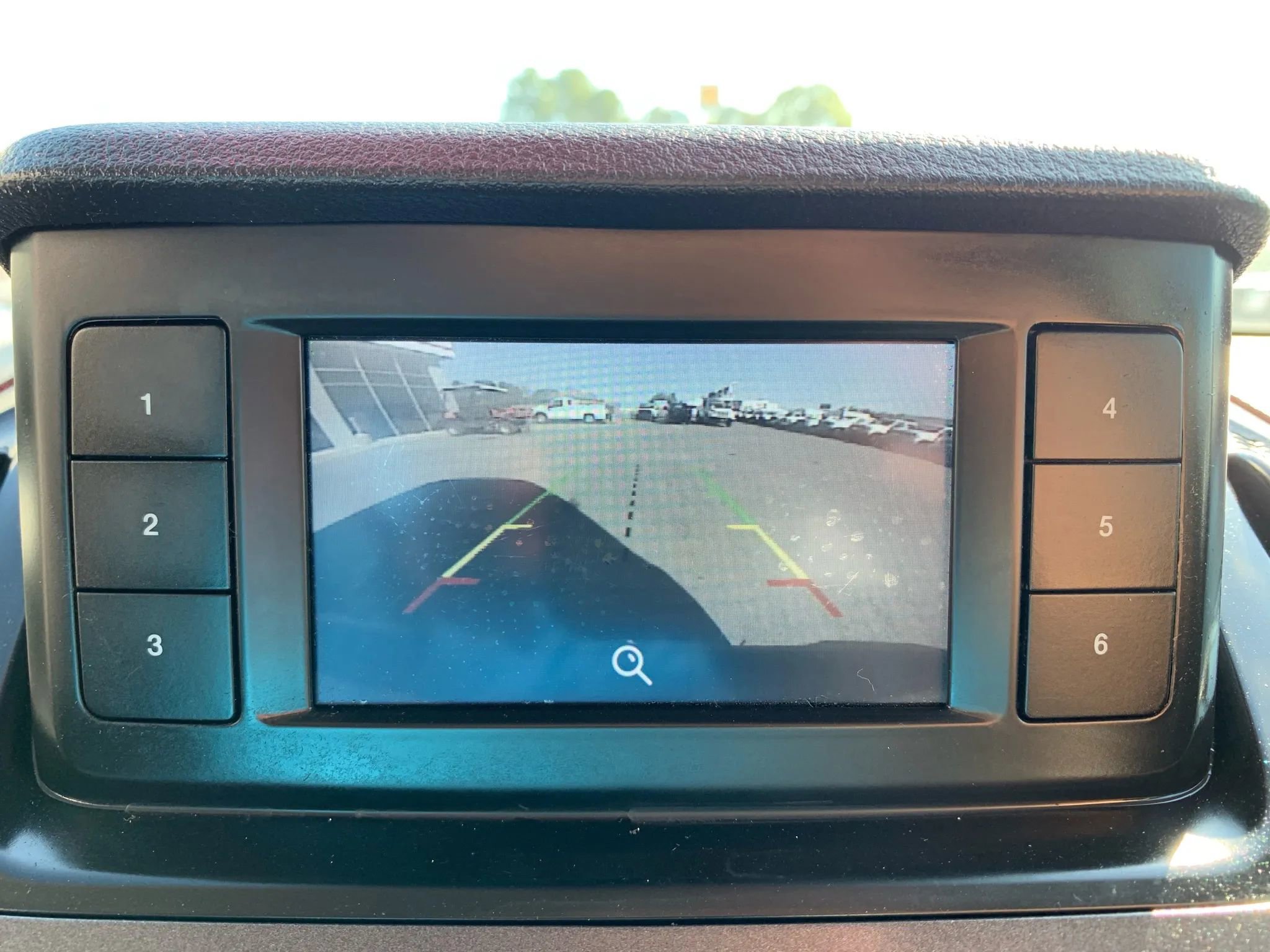 Used 2022 Ford Transit Connect XL image 18