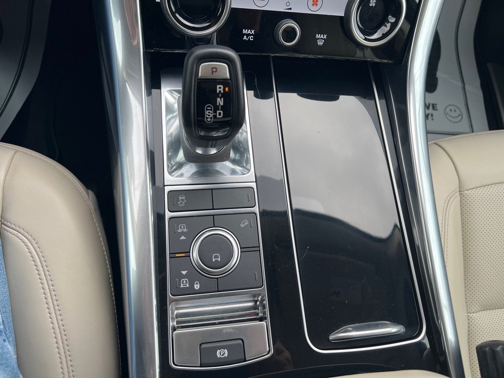 Used 2019 Land Rover Range Rover Sport HSE AWD/4WD image 46
