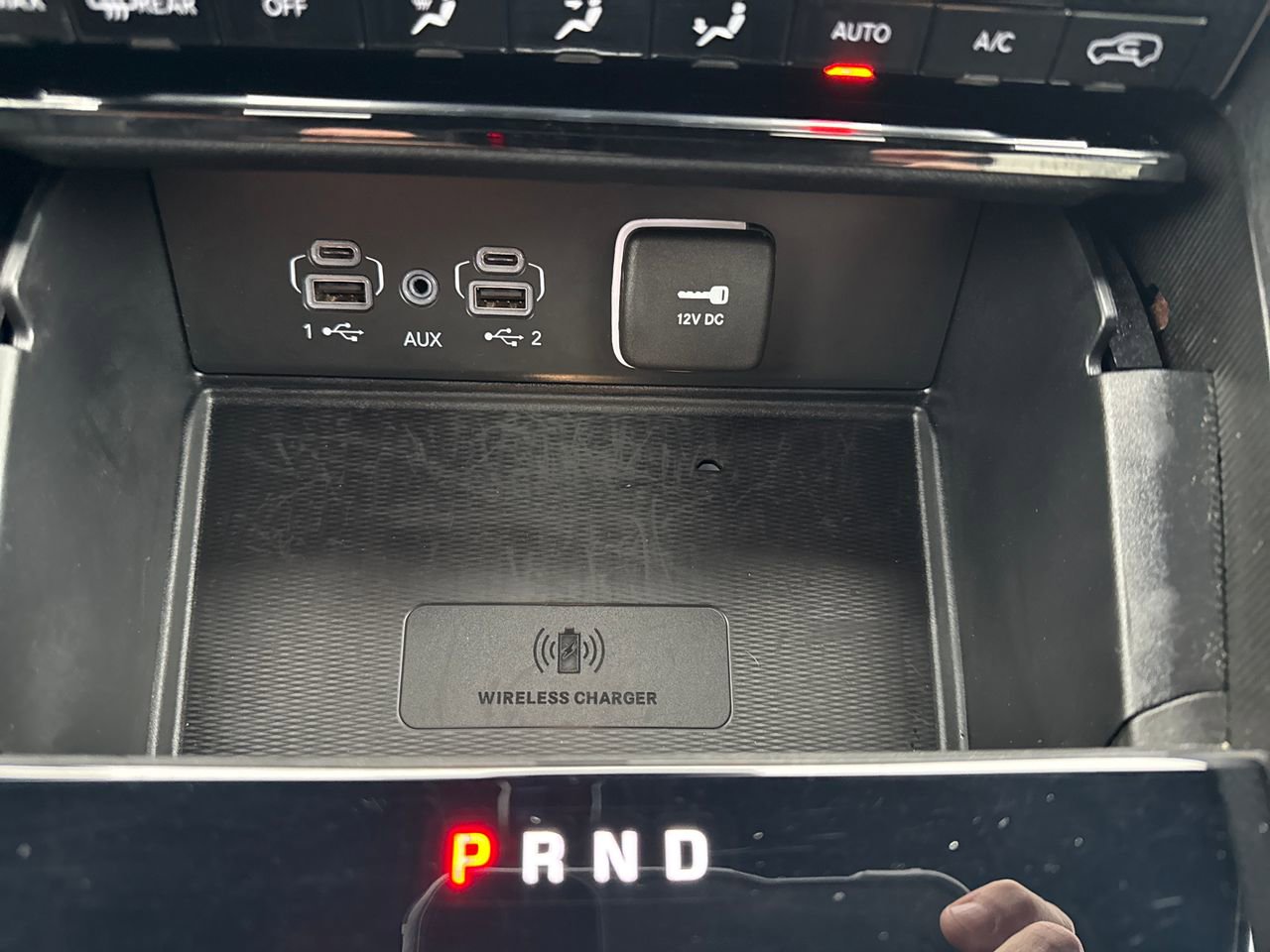 Used 2024 Jeep Grand Cherokee Altitude image 21