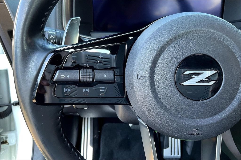 Used 2023 Nissan Z w/ Floor Mat Package (L93) RWD image 10