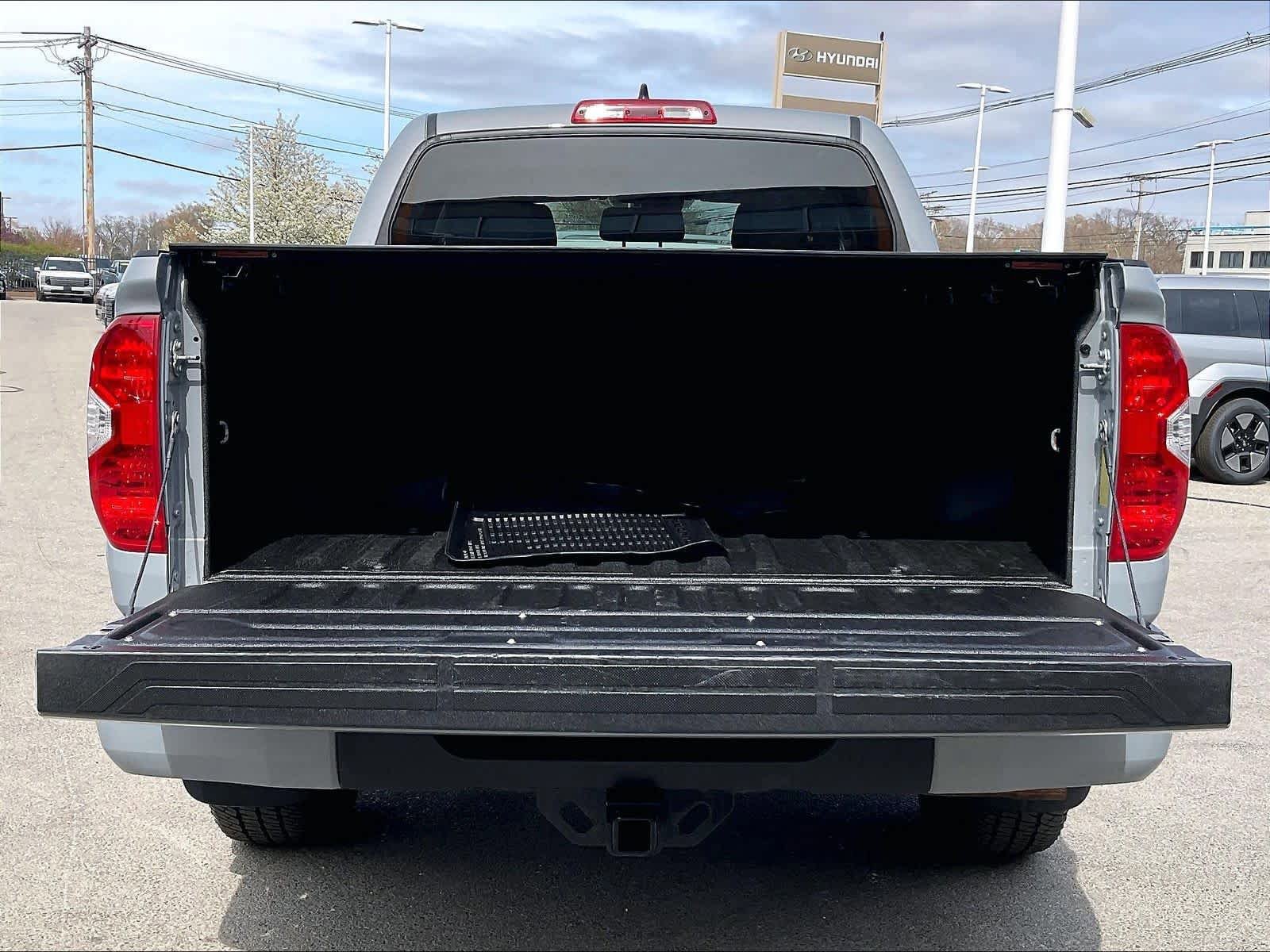 Used 2021 Toyota Tundra SR5 w/ TRD Off-Road Package AWD/4WD image 31