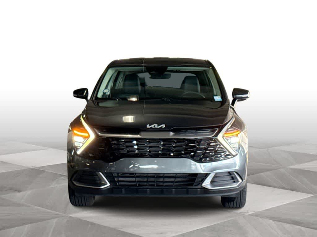 Used 2024 Kia Sportage EX FWD image 3