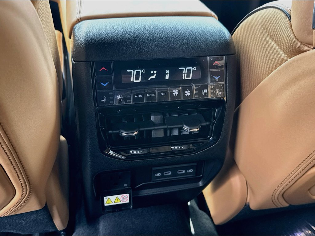 New 2027 Jeep Grand Cherokee L Summit AWD/4WD image 27