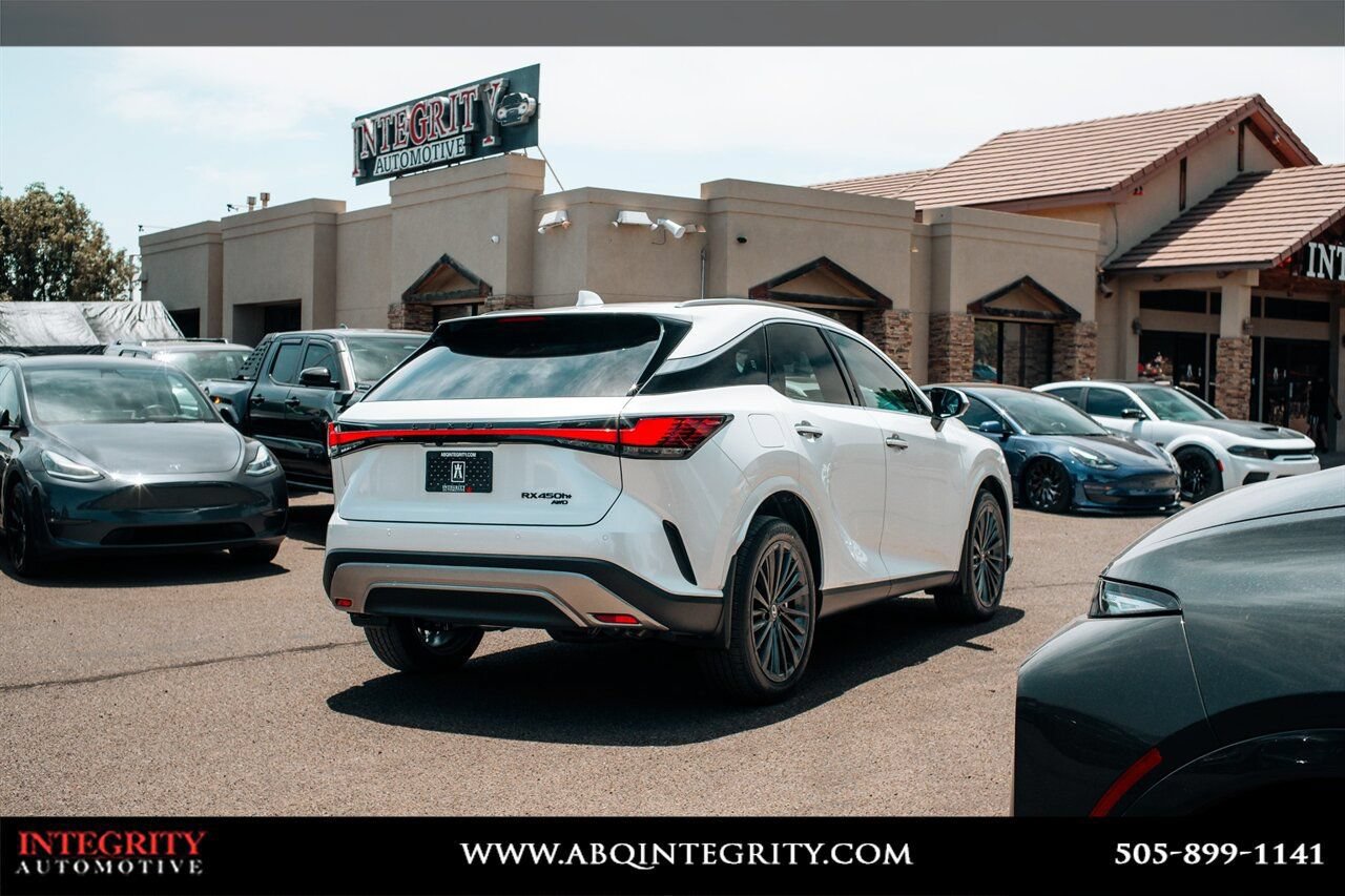 Used 2026 Lexus RX 450h AWD w/ Convenience Package image 7